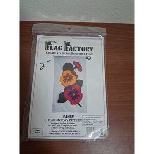 VTG Craft Garden Flag Kit The Flag Factory Pansy #63871 28”x49” 90s Y2K AK12
